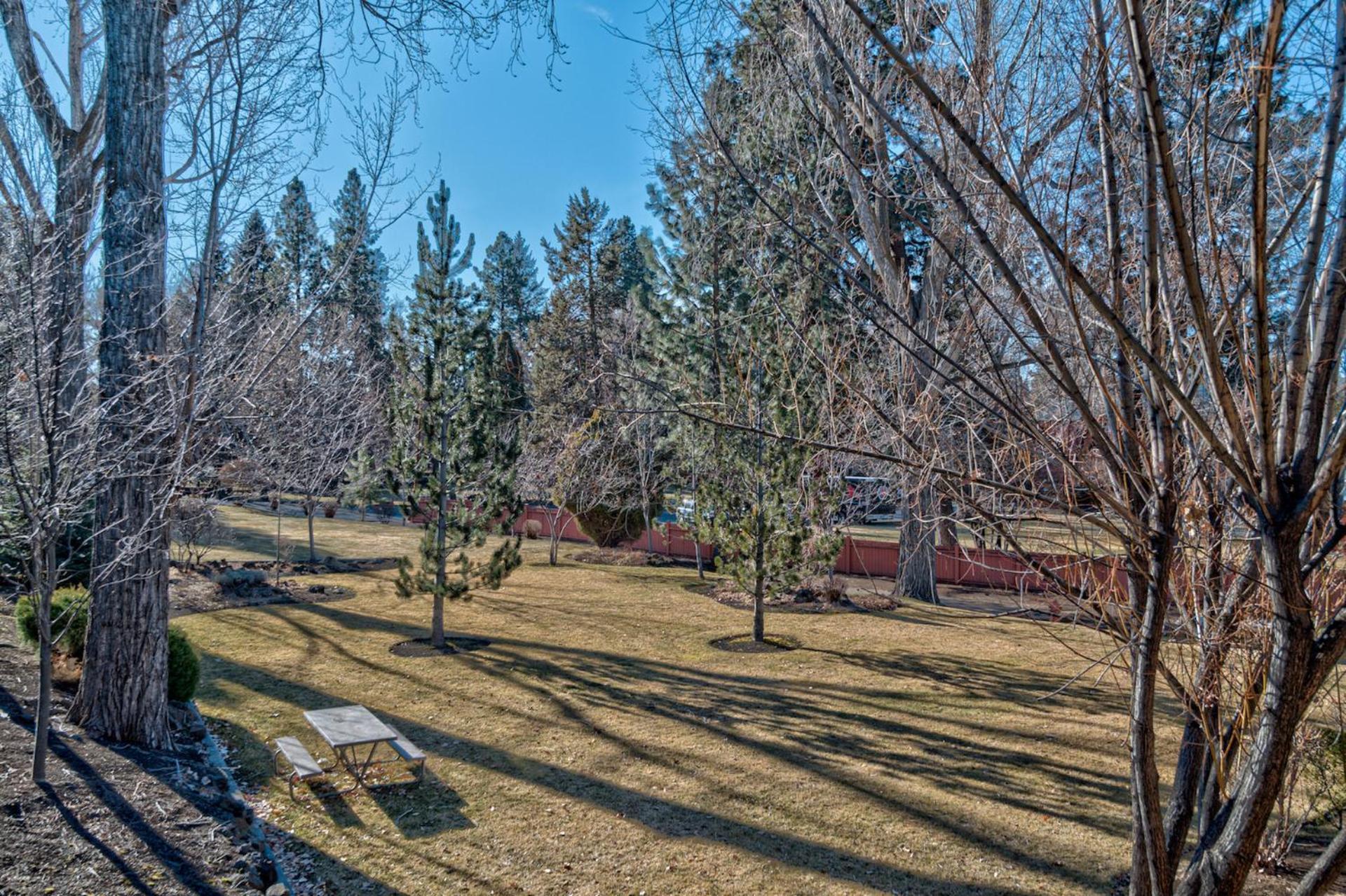 Pioneer Park Rentals Downtown Bend Zimmer foto